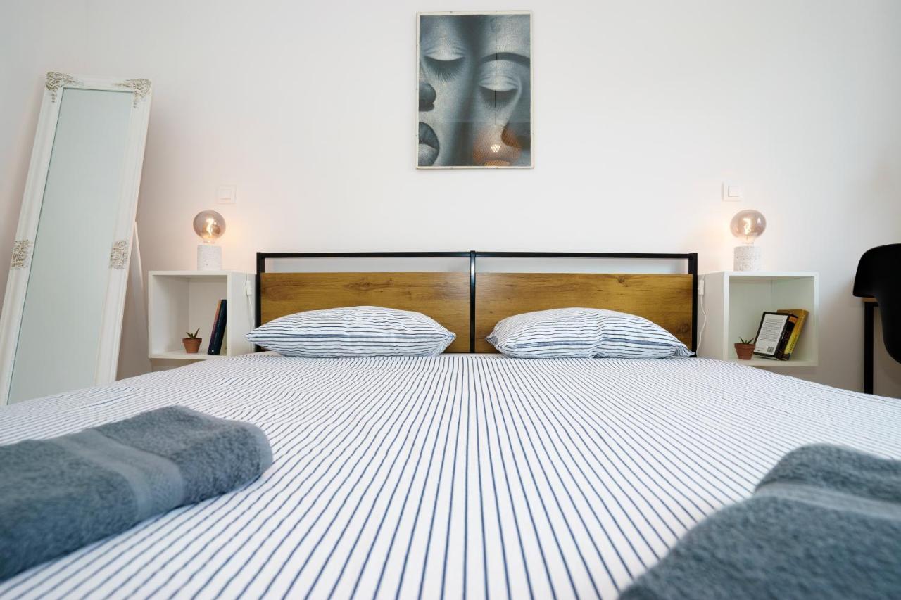 4-Star Apartments Bianco Kaštela Eksteriør bilde