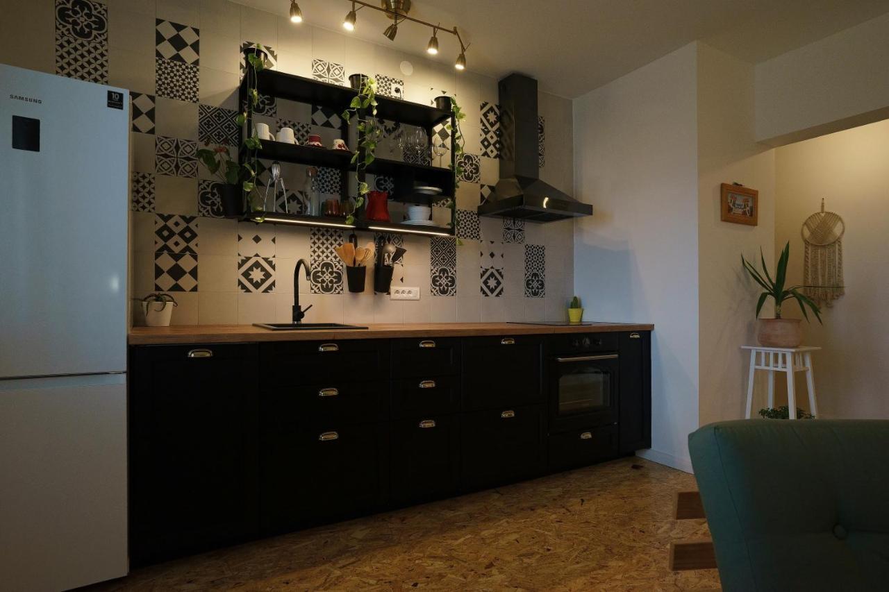4-Star Apartments Bianco Kaštela Eksteriør bilde