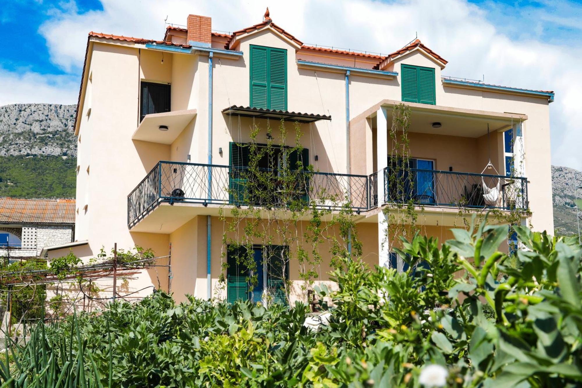 4-Star Apartments Bianco Kaštela Eksteriør bilde