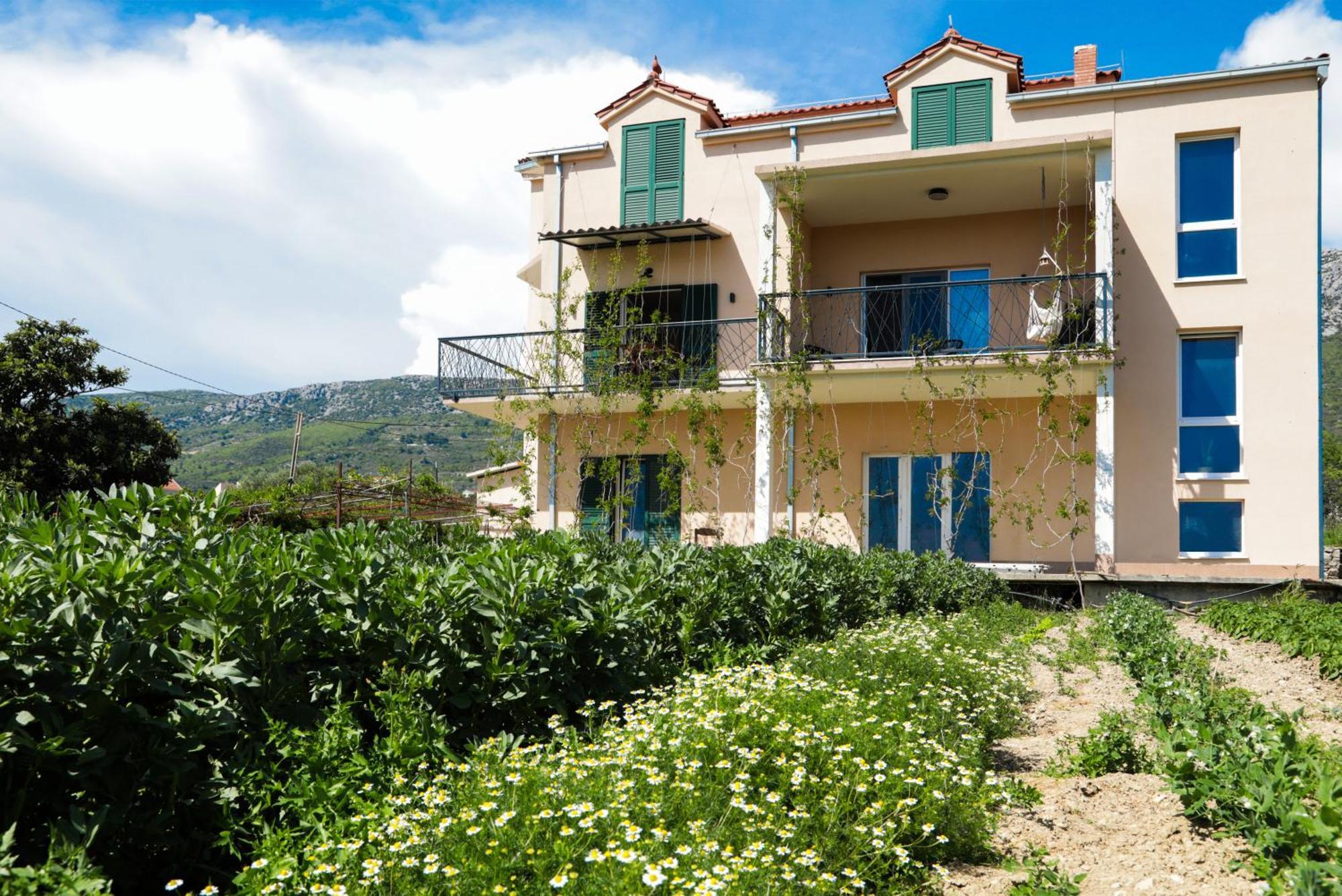 4-Star Apartments Bianco Kaštela Eksteriør bilde